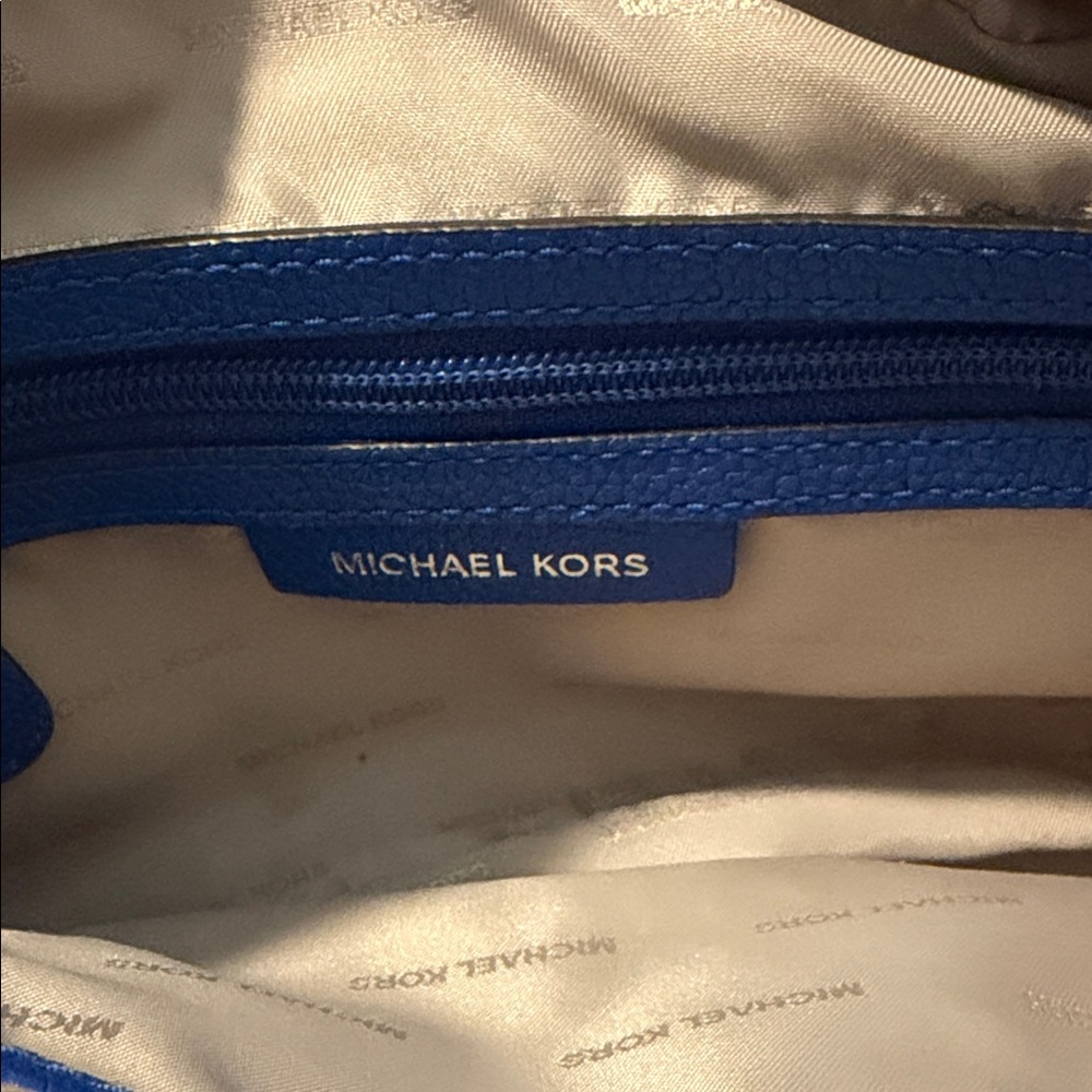 Michael Kors Ginny Crossbag View 3